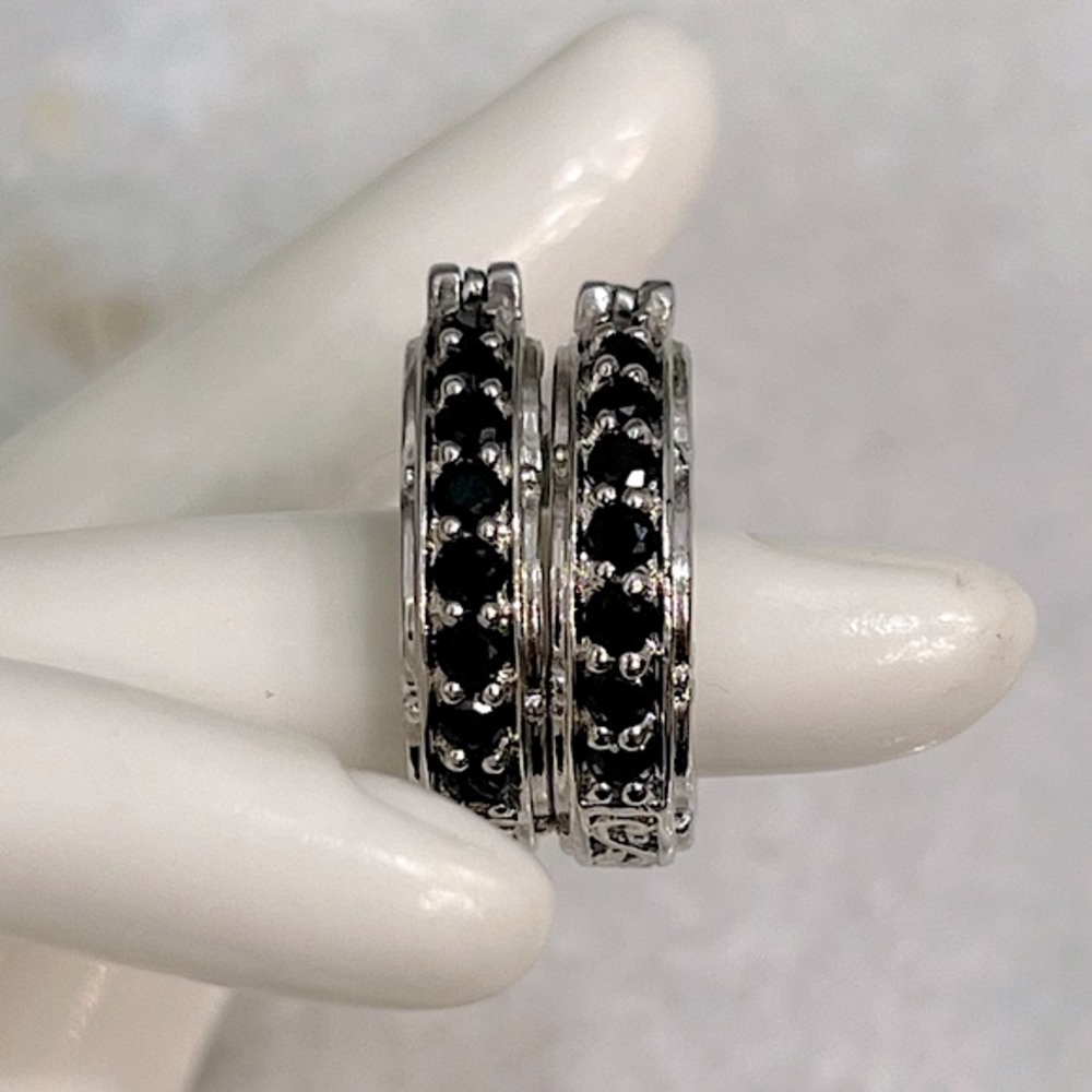 Thai Black Spinel Silver Hoop Scroll Detailed Earrings - Picture 3 of 14